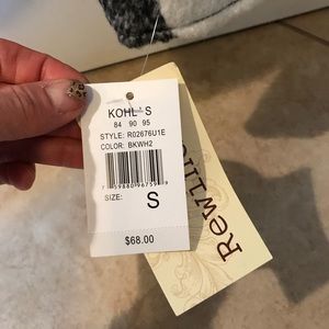 Super cute jacket, brand new.